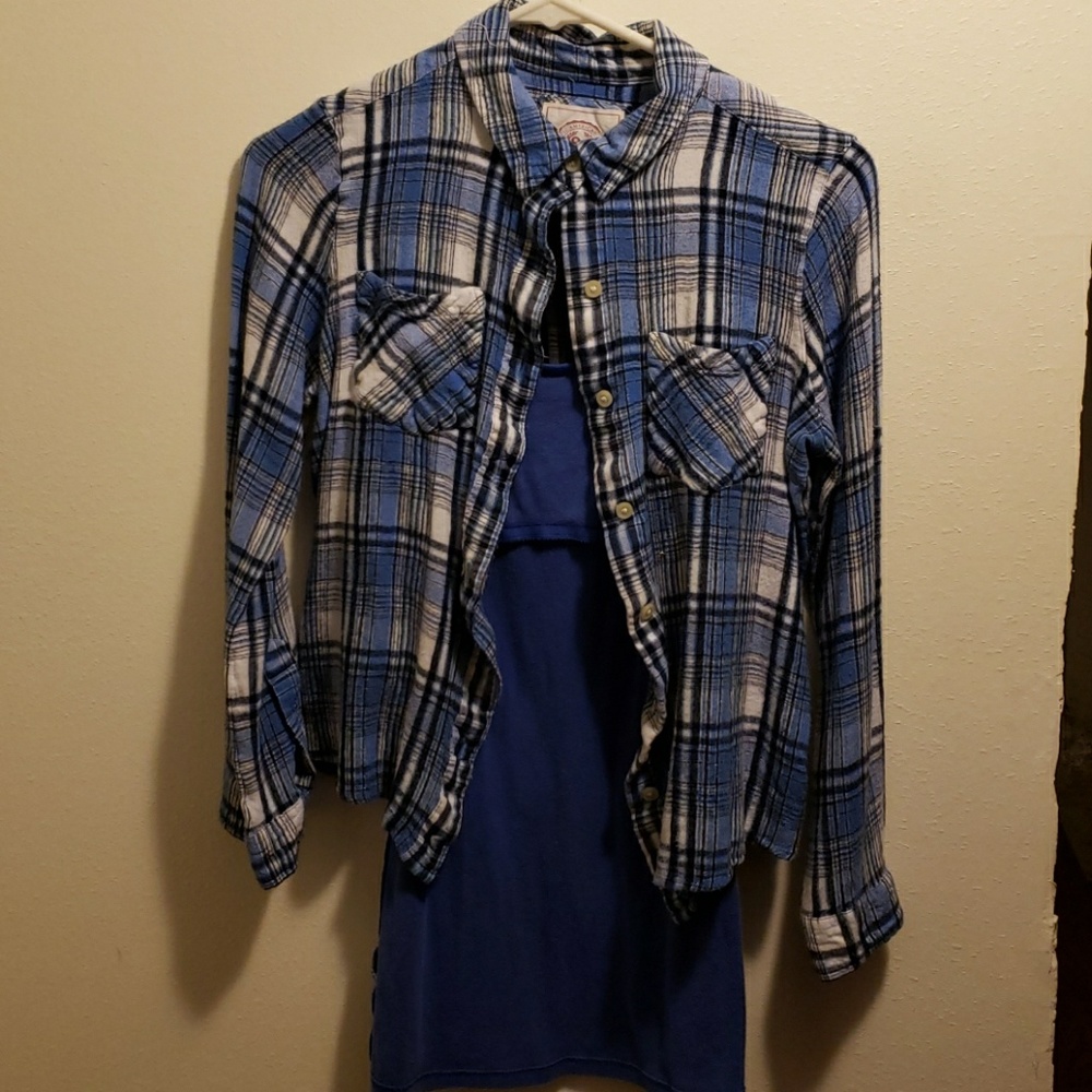 Plaud shirt pair
